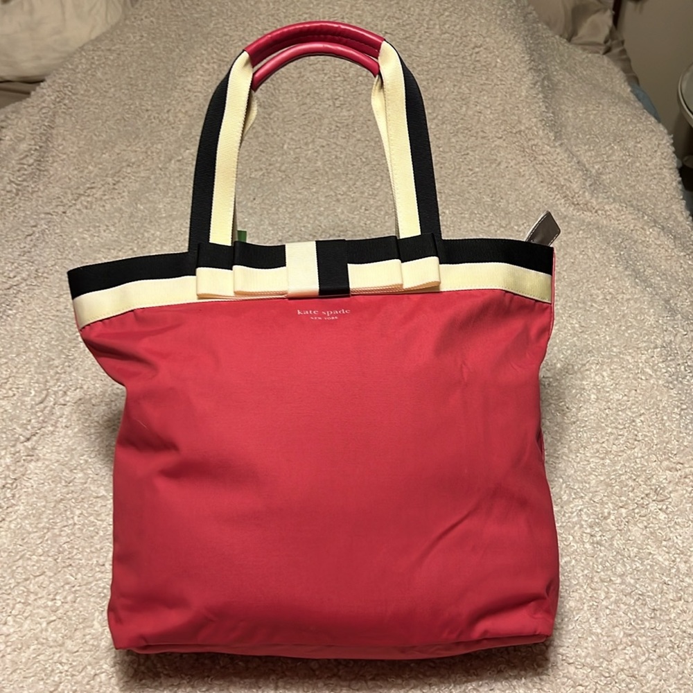 KATE SPADE  Dark Pink Shopper Tote Black and Cream, pink leather side trim NWT